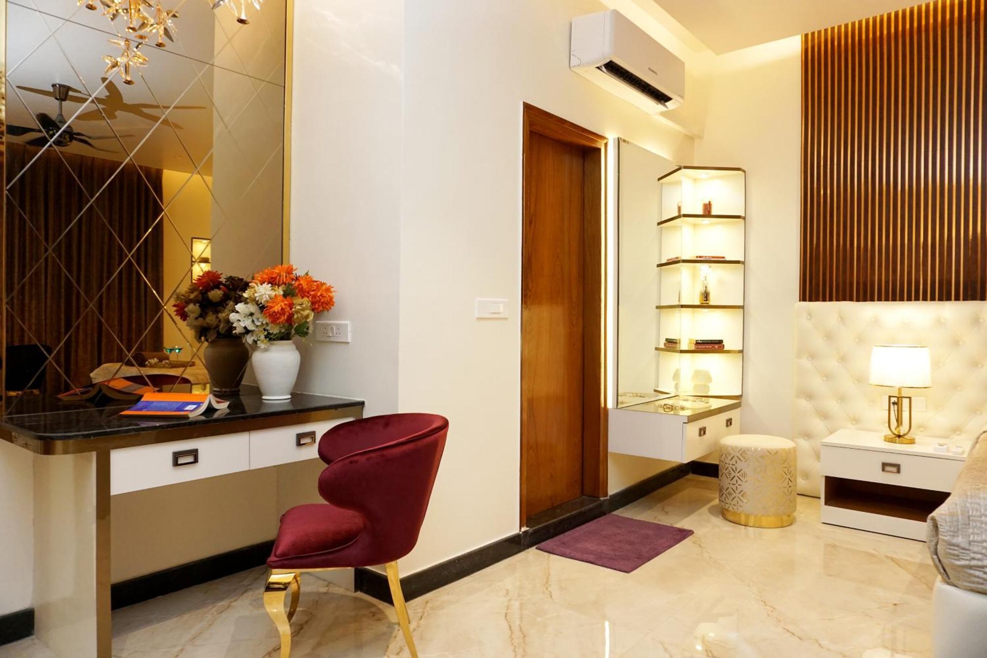 Apartamento The Pentouz On 100 Feet Road Indiranagar - An Urban Luxury Retreat Bangalore Exterior foto