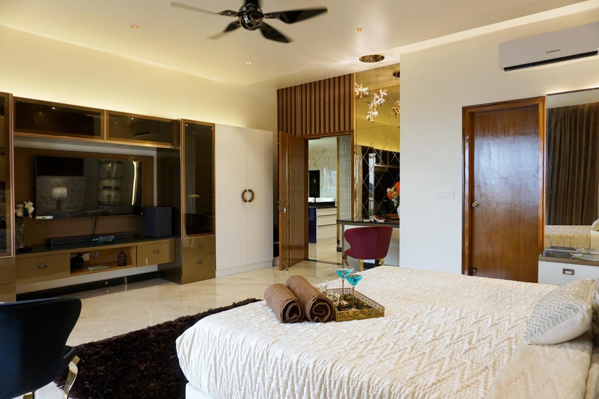 Apartamento The Pentouz On 100 Feet Road Indiranagar - An Urban Luxury Retreat Bangalore Exterior foto