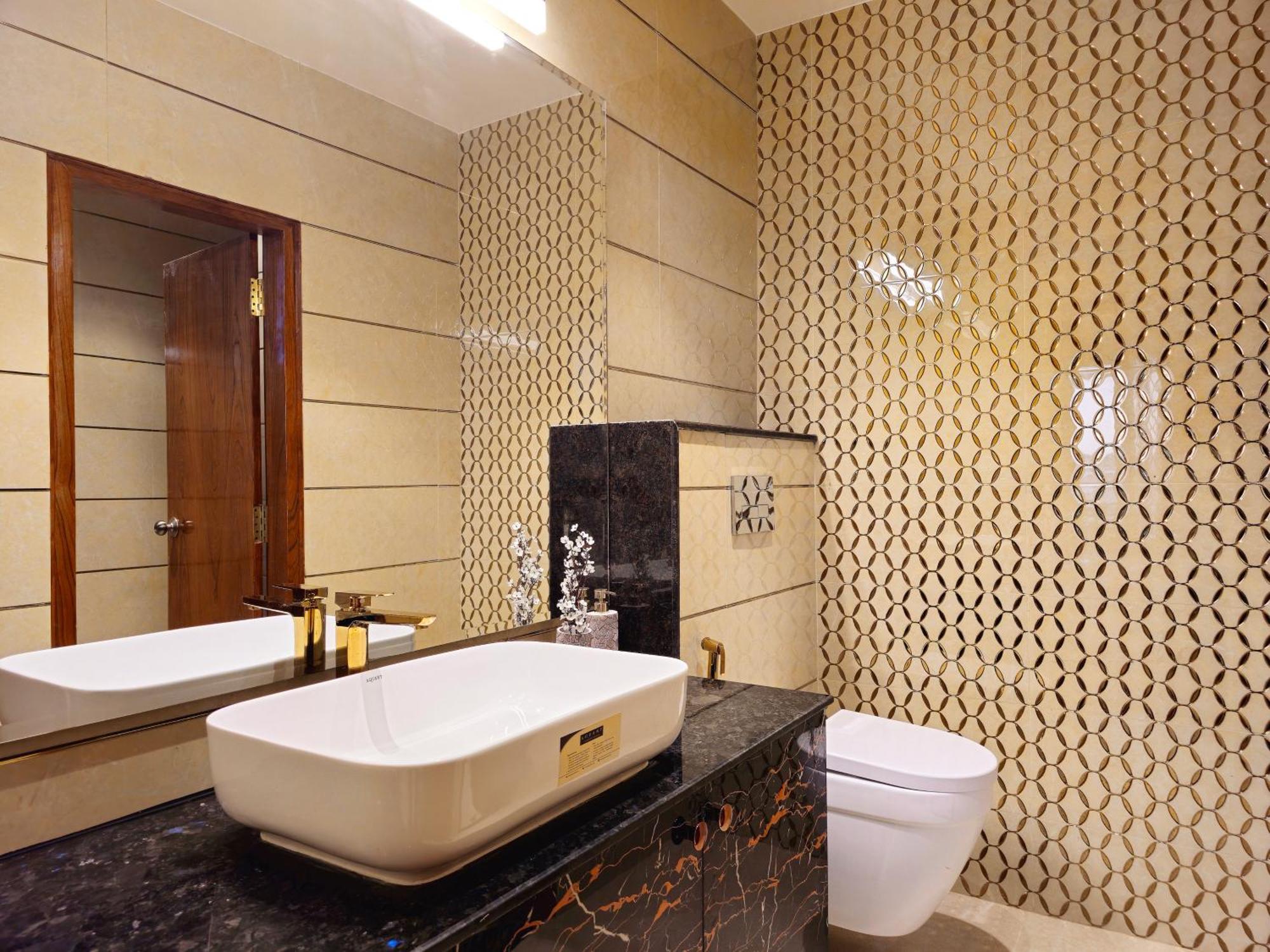 Apartamento The Pentouz On 100 Feet Road Indiranagar - An Urban Luxury Retreat Bangalore Exterior foto
