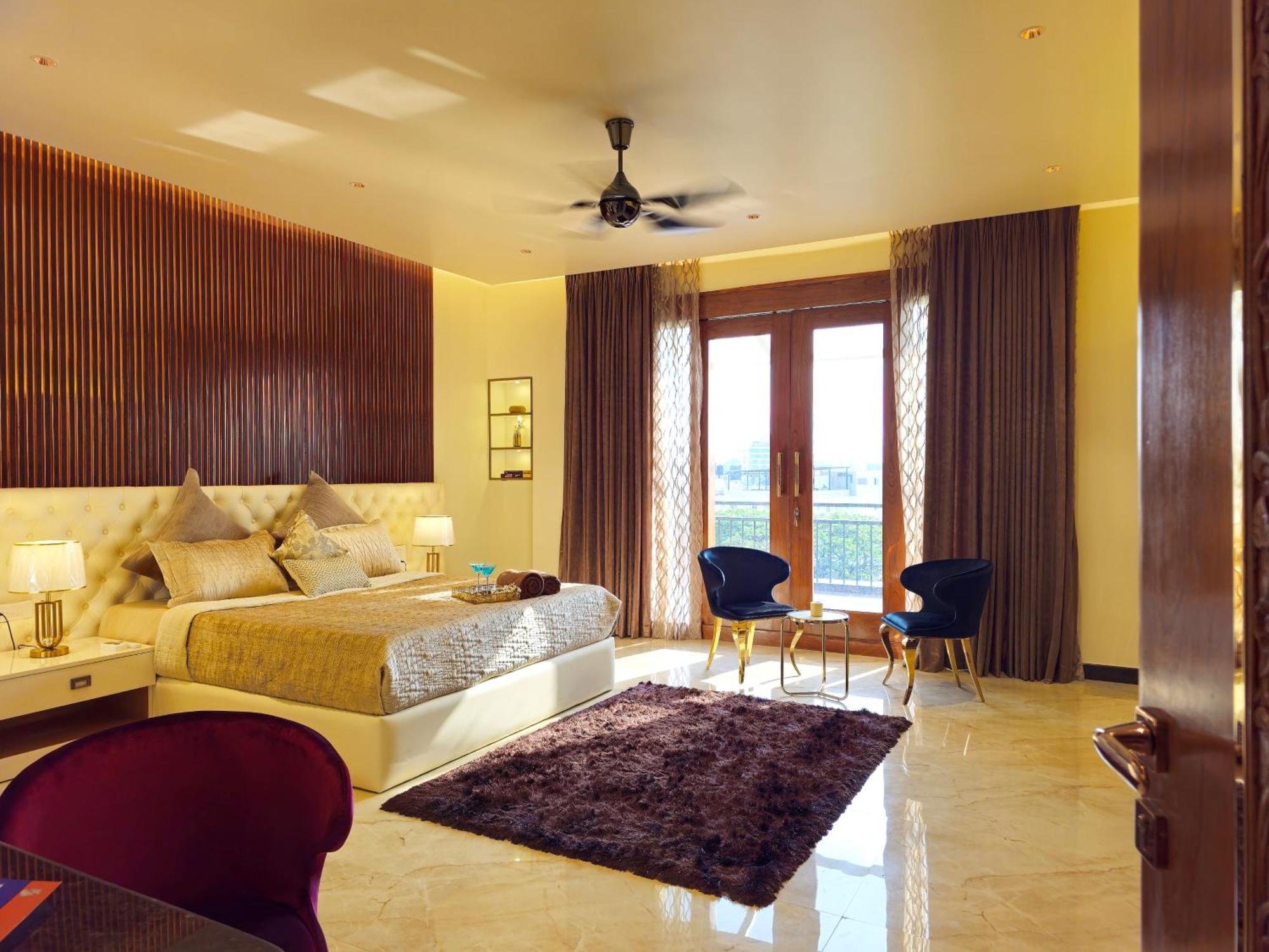 Apartamento The Pentouz On 100 Feet Road Indiranagar - An Urban Luxury Retreat Bangalore Exterior foto
