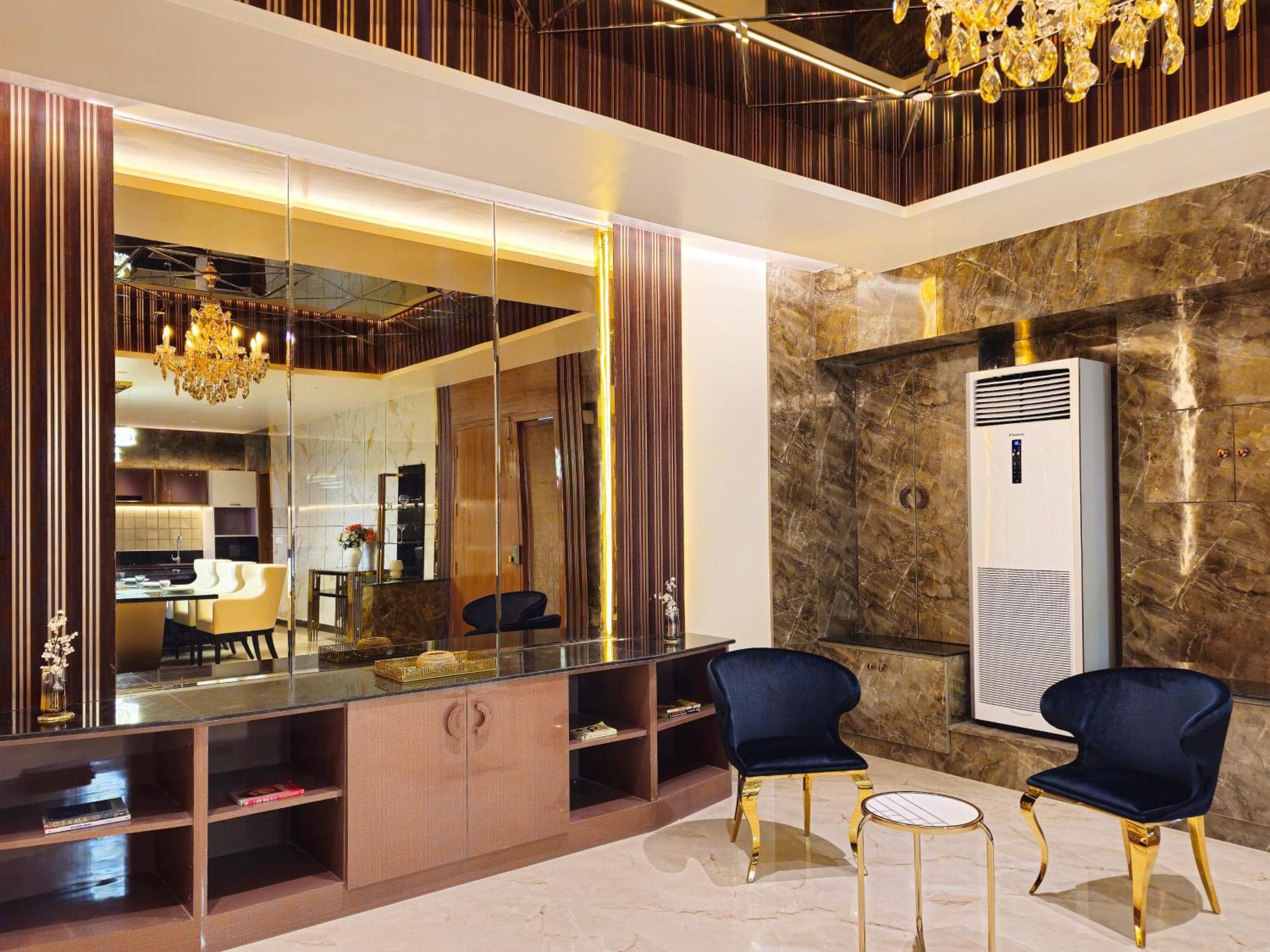 Apartamento The Pentouz On 100 Feet Road Indiranagar - An Urban Luxury Retreat Bangalore Exterior foto